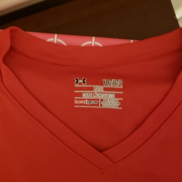 Girls Red Under Armour T-shirt - Picture 2 of 2